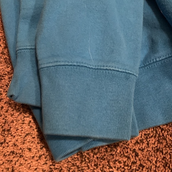 Beautiful blue vintage American eagle hoodie size medium. - Picture 5 of 5